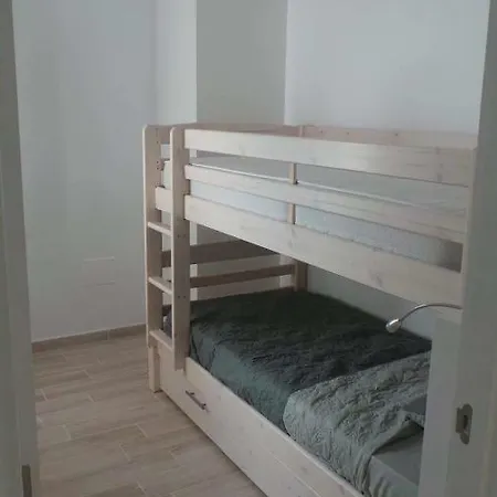 Apartment Parque Don Jose 36 *